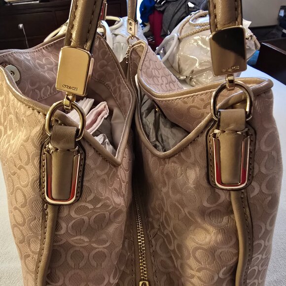 Coach Madison NEW NWT Optic Art Pearl Small Phoebe Python Gorgeous Bag Purse Bag - Picture 12 of 14